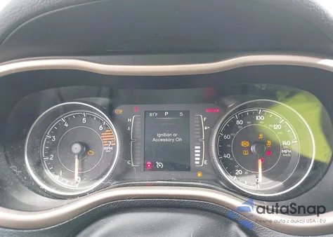 2016 Jeep Cherokee Altitude из США, поврежденный, VIN 1C4PJMCB3GW121211